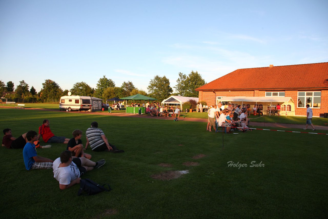 Bild 520 - Vogelschiessen am 18.8.12